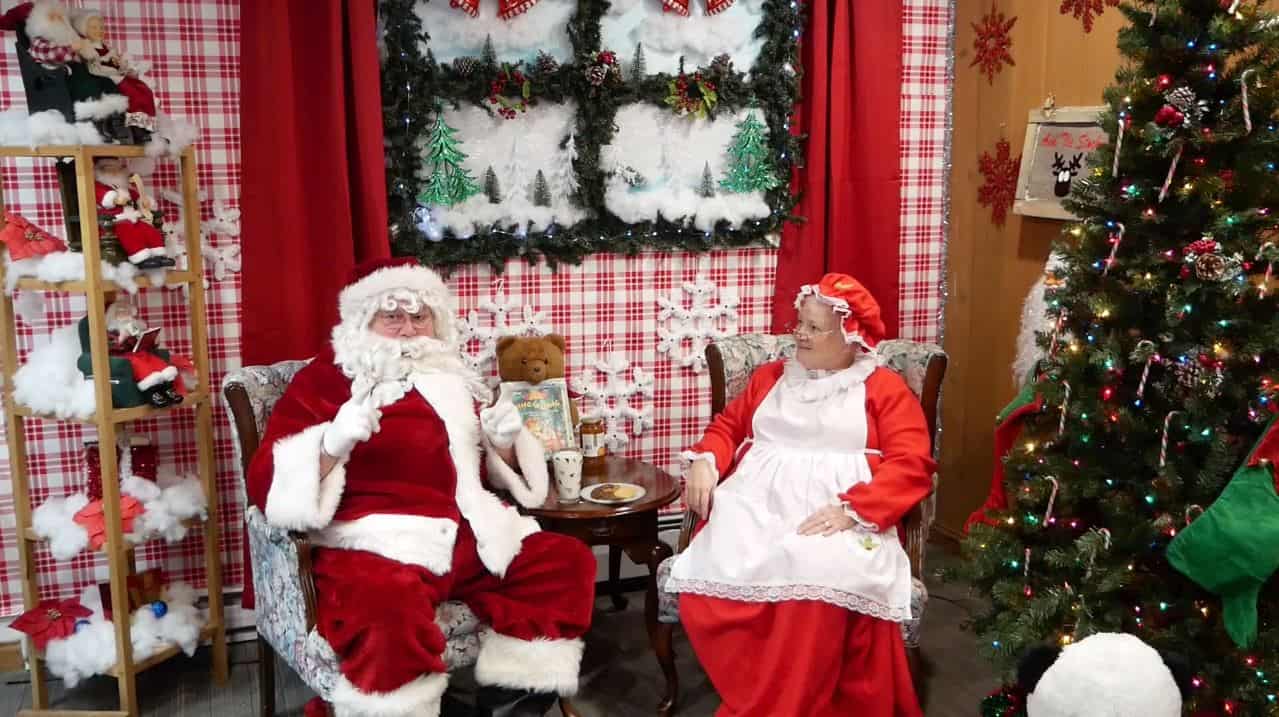 Santa and Mrs Claus